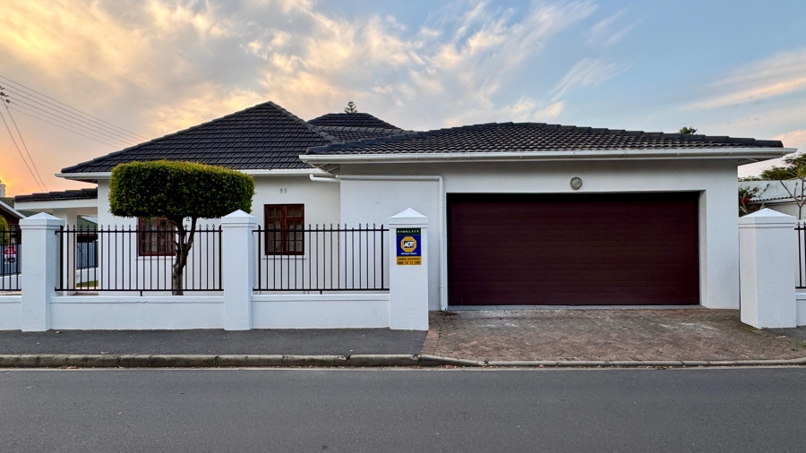 3 Bedroom Property for Sale in Lochnerhof Western Cape